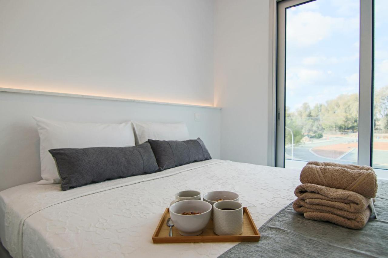 Phaedrus Living - Seaside Executive Flat Harbour 208 Appartement Paphos Buitenkant foto